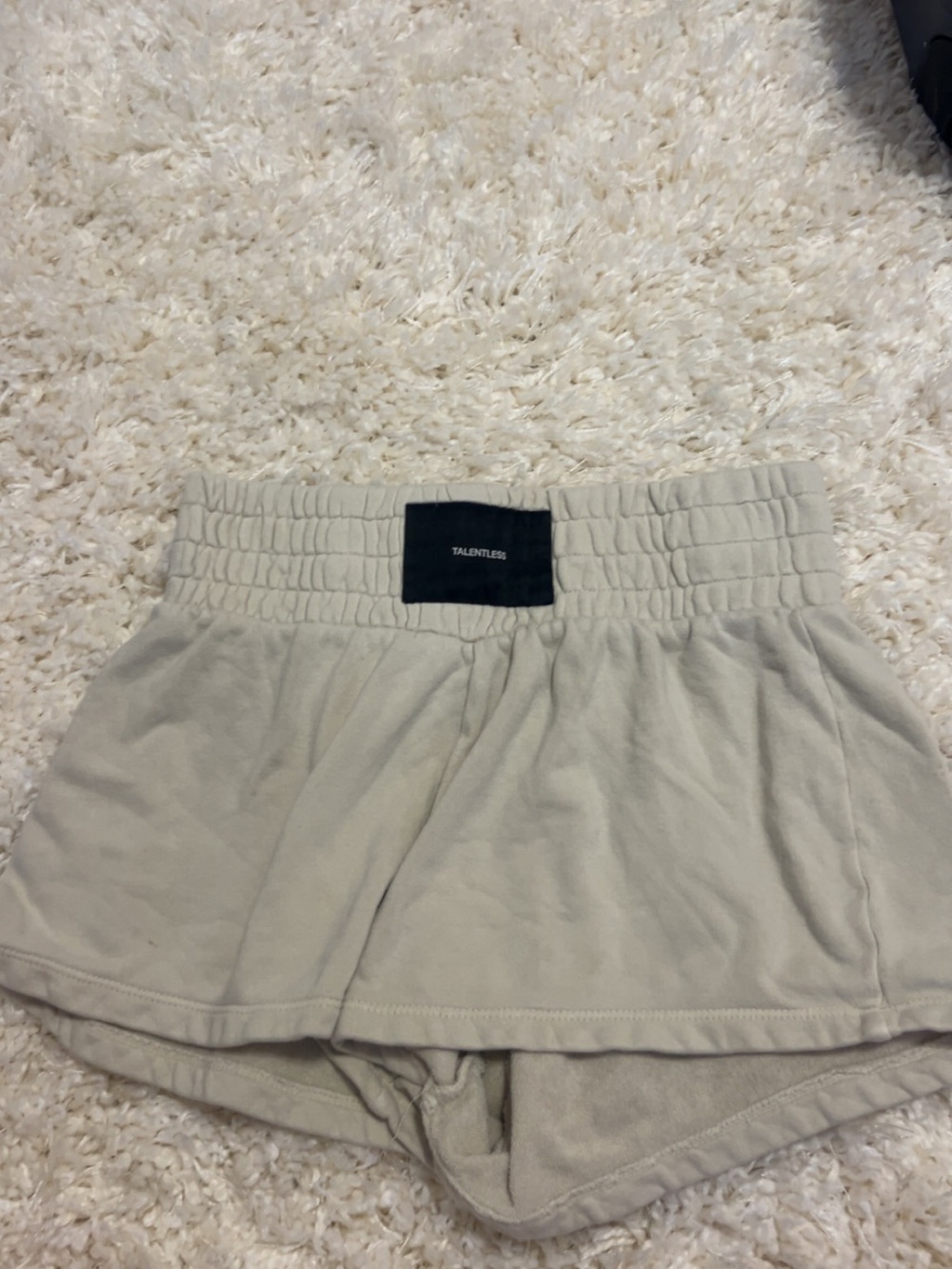 TALENTLESS Women's Cream Layered Elastic-Waist Shorts
